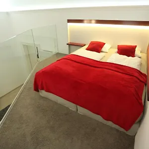 D.five Superior Loft At Basilica , Budapest Ungheria